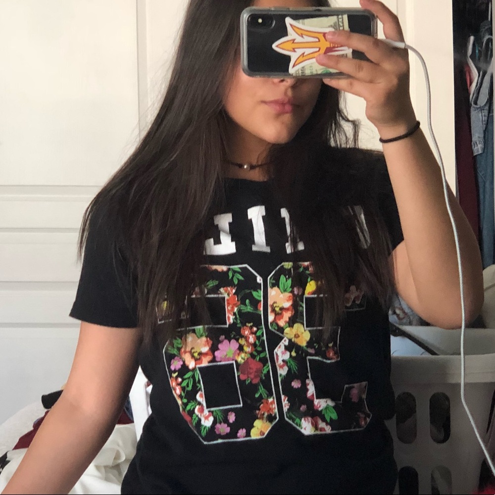 black tee